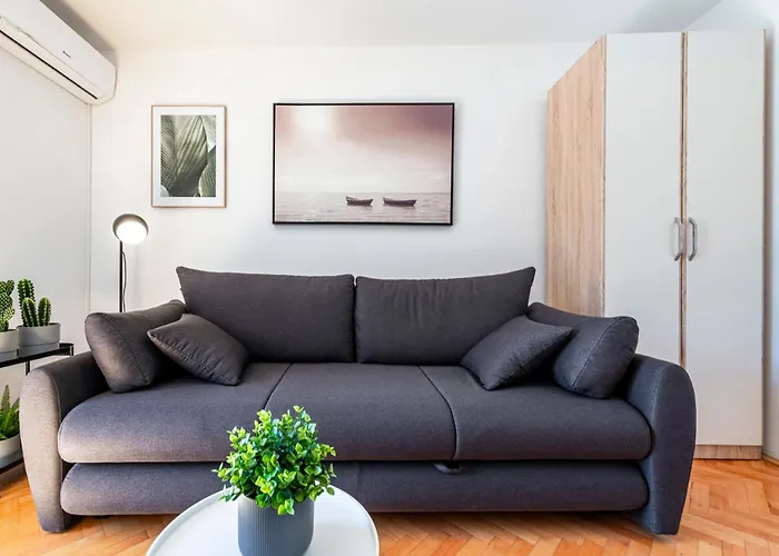 Bulevar Apartments